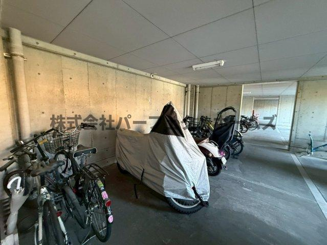 パークハイツ岡山手の設備|自転車・バイク置場