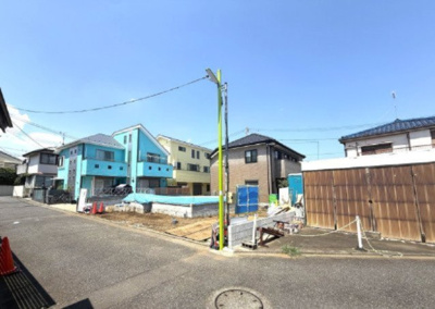 【外観】 | 【仲介手数料350万円が無料！】■経堂18分、桜上水15分  ■２０帖超の広いＬＤＫ ■４ＬＤＫ | 諸費用３５０万円ＯＦＦ！
決算キャンペーン中！
家計応援サービスの限界に挑戦中！
■経堂18分、桜上水15分
■南側の開放感があり陽当り良好
■２０帖超の広いＬＤＫ
■４ＬＤＫ