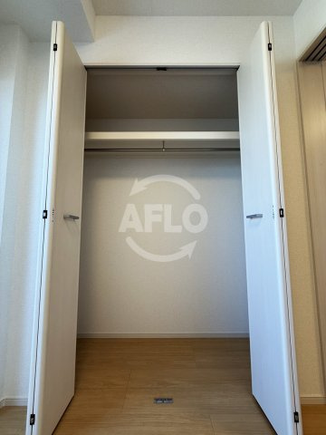 クローバー・レジデンス城東放出の収納|クローバー・レジデンス城東放出　クローゼット