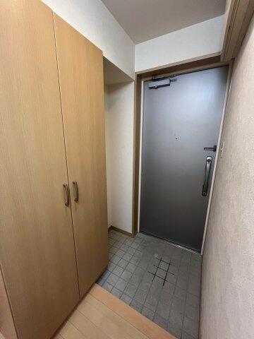 ＡＢＥビルの玄関