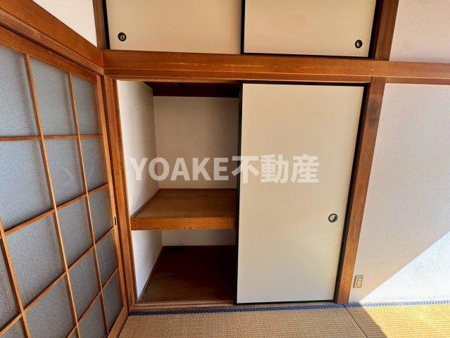 綾瀬市大上５丁目のアパートの収納
