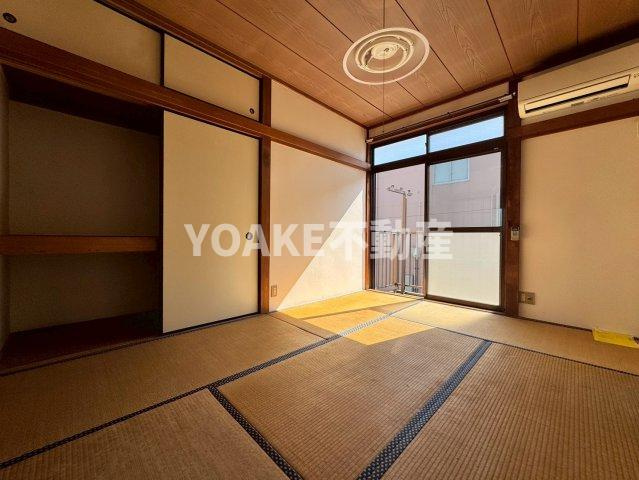 綾瀬市大上５丁目のアパートの和室