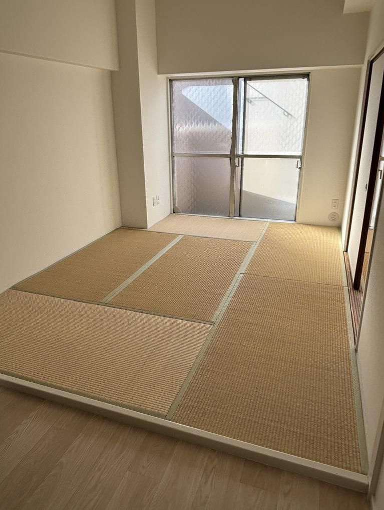 ハイマートすみれの和室