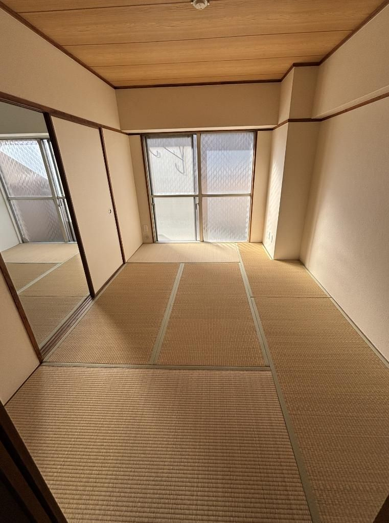 ハイマートすみれの和室