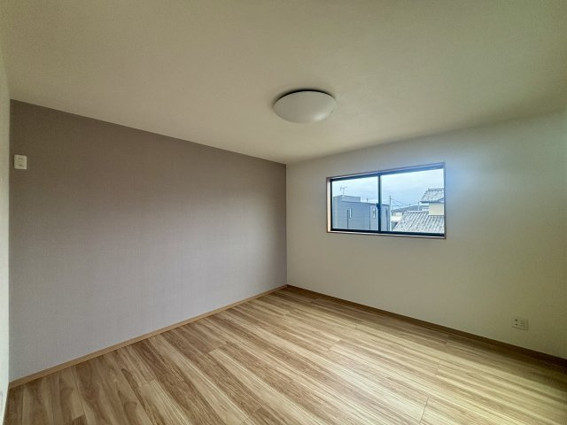 【寝室】