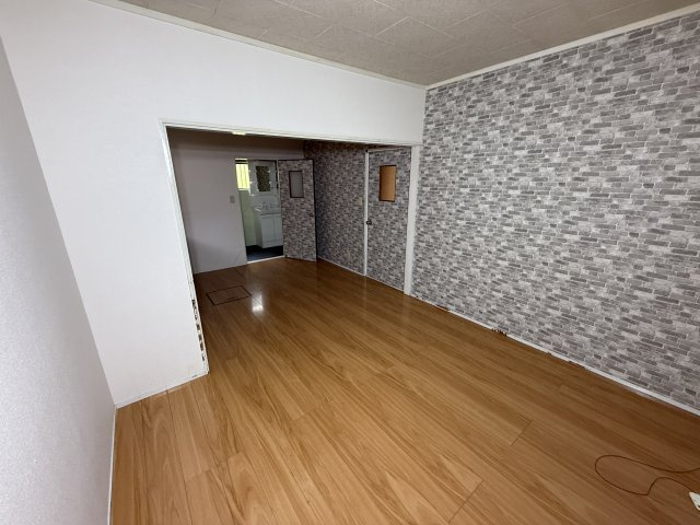 葛本町戸建の内装