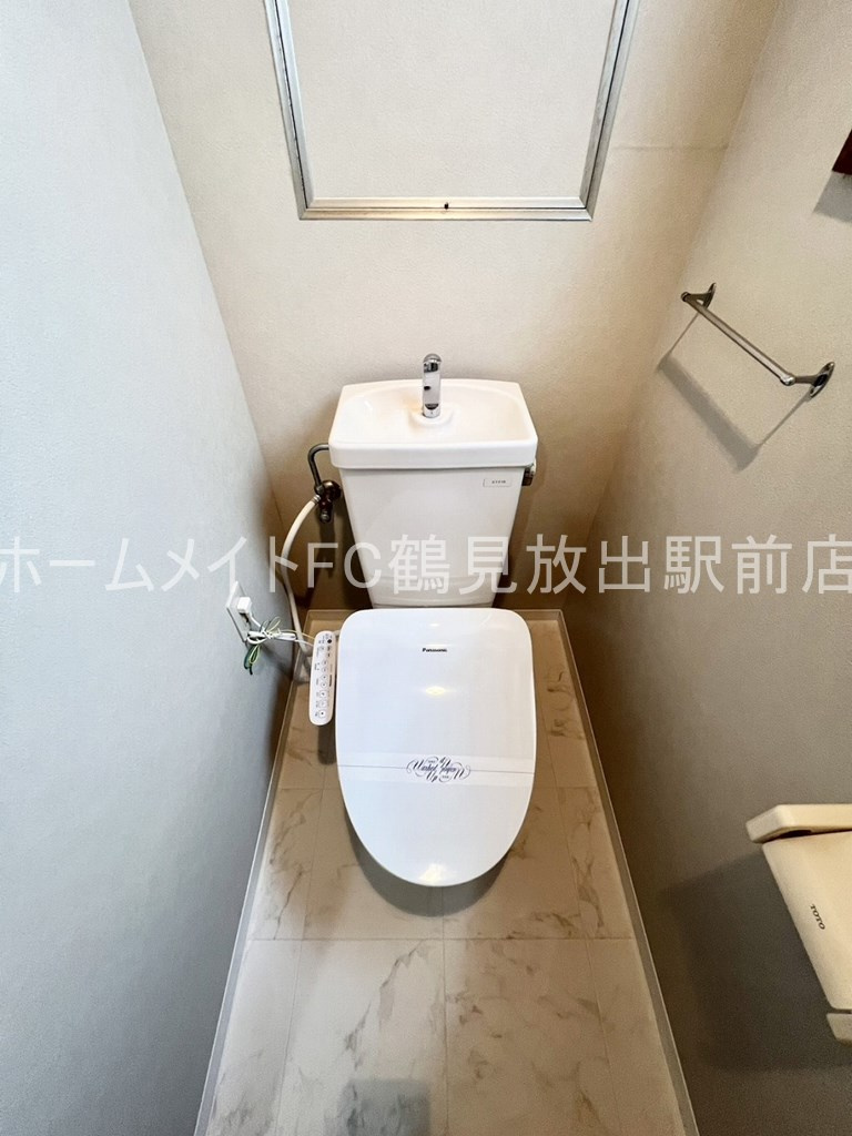 大阪市城東区鴫野東３丁目の賃貸マンションのトイレ