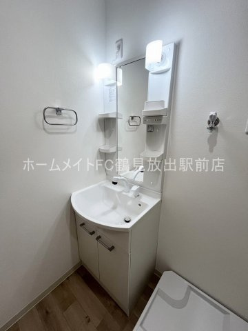 大阪市城東区鴫野東３丁目のアパートの独立洗面台