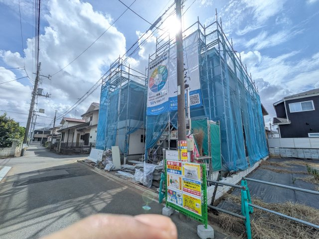 船橋市南三咲２丁目411番265　新築戸建て　B号棟の前面道路含む現地写真|現地完成済で建物や駐車場、お庭も全てご覧いただけます。。
本日のご見学も可能です♪
お気軽にお電話またはお問い合わせください。