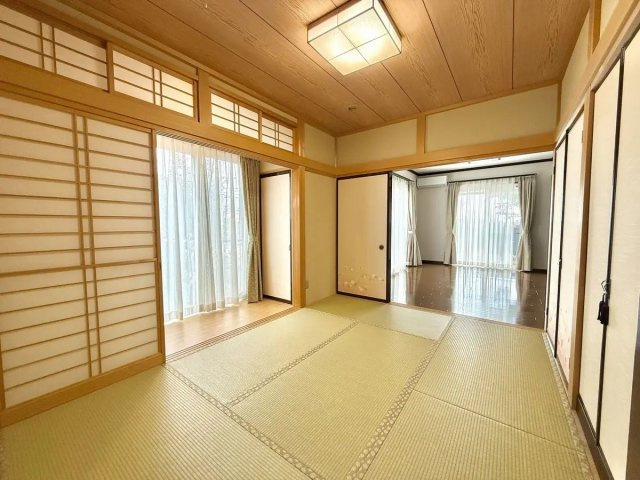 近江八幡市小船木町　中古戸建