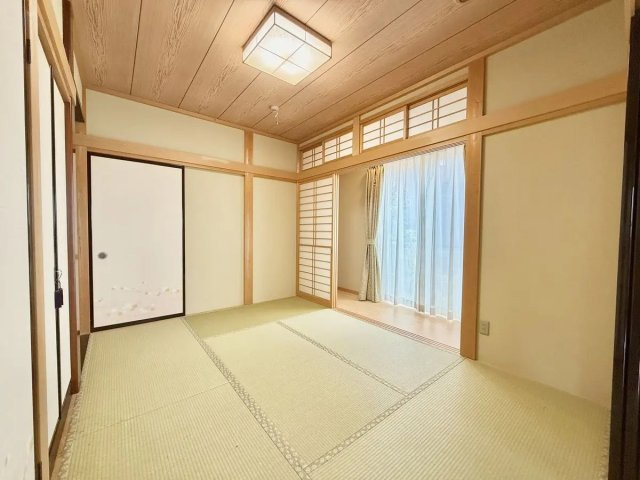 近江八幡市小船木町　中古戸建