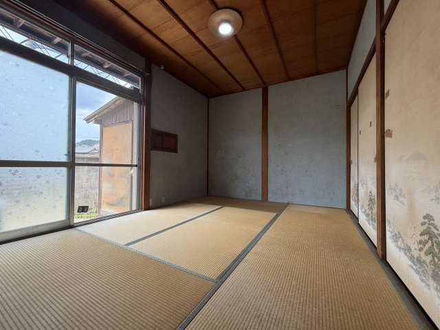 御所市古瀬　中古戸建の和室|2階和室10.5帖♪