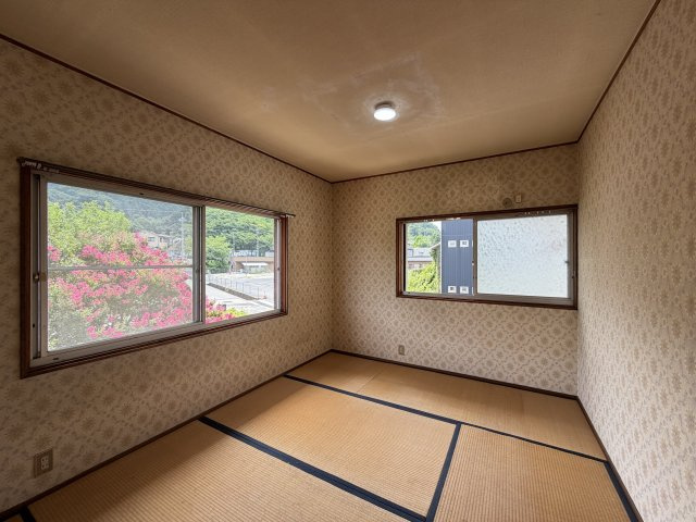御所市古瀬　中古戸建の和室|2階和室10.5帖♪