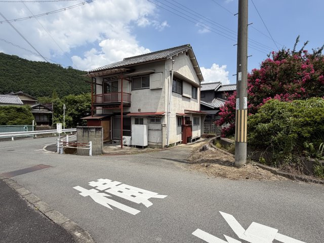 御所市古瀬　中古戸建の外観