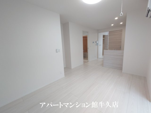 D-Invest栄町の居間・リビング