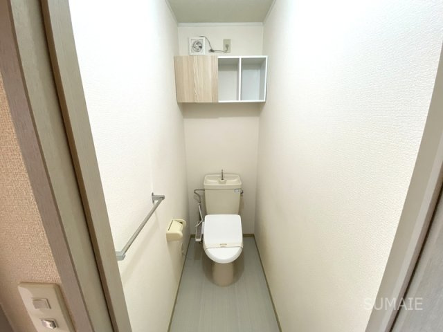 セジュール彩　弐番館のトイレ|収納棚付きトイレ☆彡