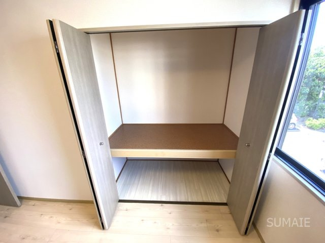 セジュール彩　弐番館の収納|6.0帖洋室収納☆彡