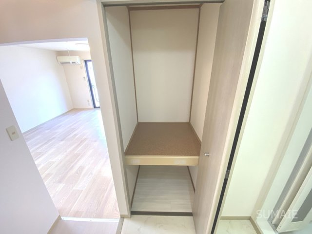 セジュール彩　弐番館の収納|パウダールーム収納☆彡
