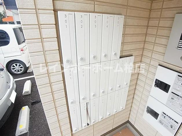 特典：仲介手数料が無料です!!のその他共用部分|メールボックスです