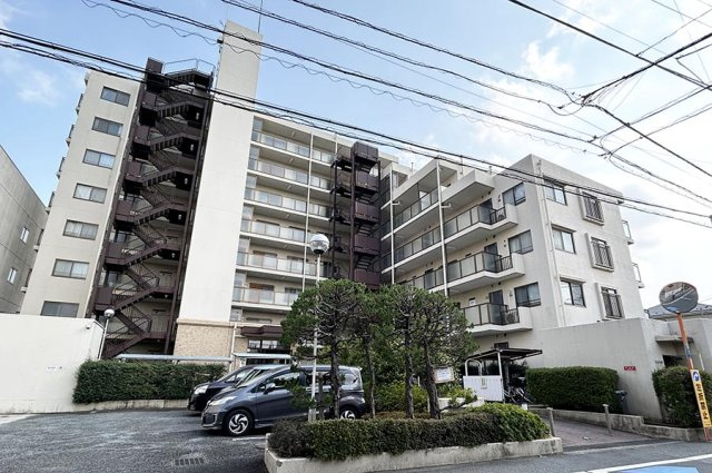 コープ野村アーバニティ王子の外観|新規リノベーションマンションにつき快適に新生活をスタートできます
隅田川を望む安心の新耐震基準マンションです