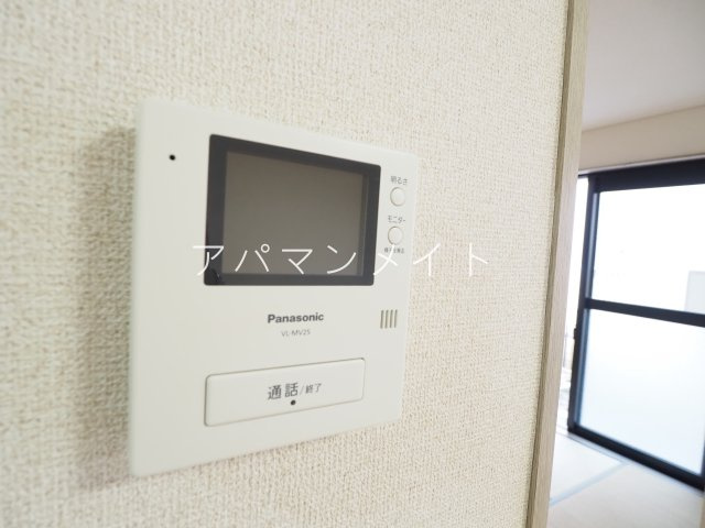 【セキュリティ】 | エスポワール和泉 | モニター付きインターホンです