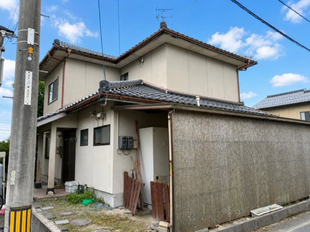 米子市尾高 中古住宅の外観