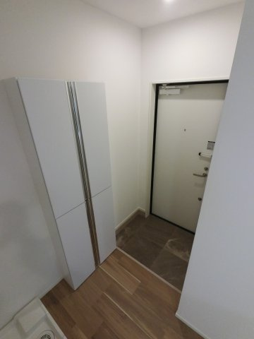 Nグランツ押切の玄関