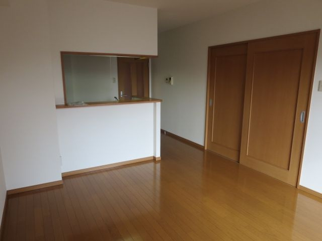 メゾン高田の玄関