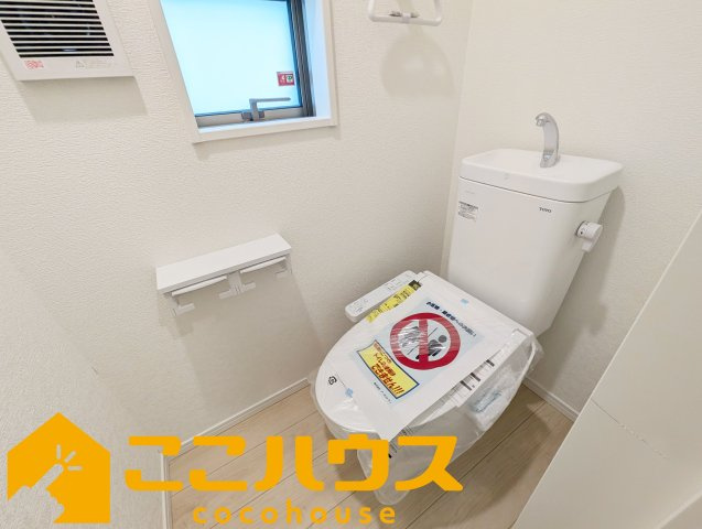 南城市知念安座真第2　新築戸建て　全2棟　1号棟のトイレ|高機能トイレ