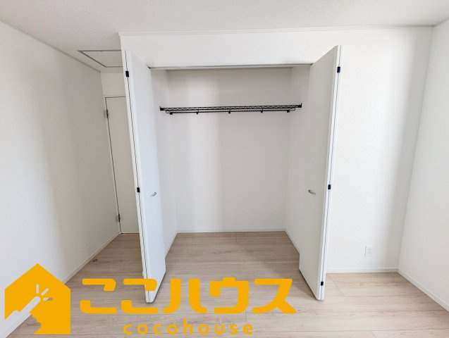 南城市知念安座真第2　新築戸建て　全2棟　1号棟の収納|洋服が多い方でも安心の収納力