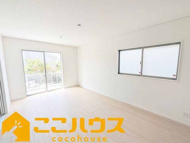 南城市知念安座真第2　新築戸建て　全2棟　1号棟の居間・リビング|LDK16帖