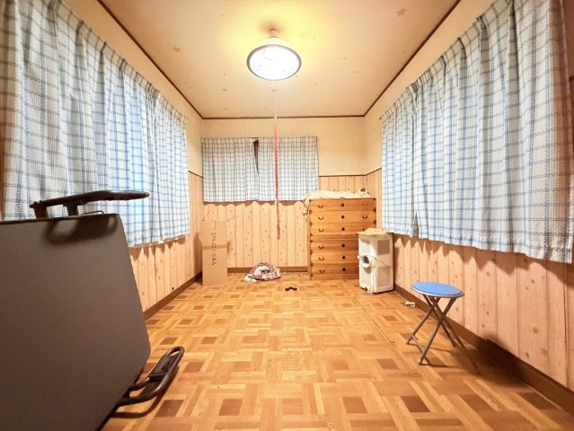 つくばみらい市南太田中古戸建の玄関