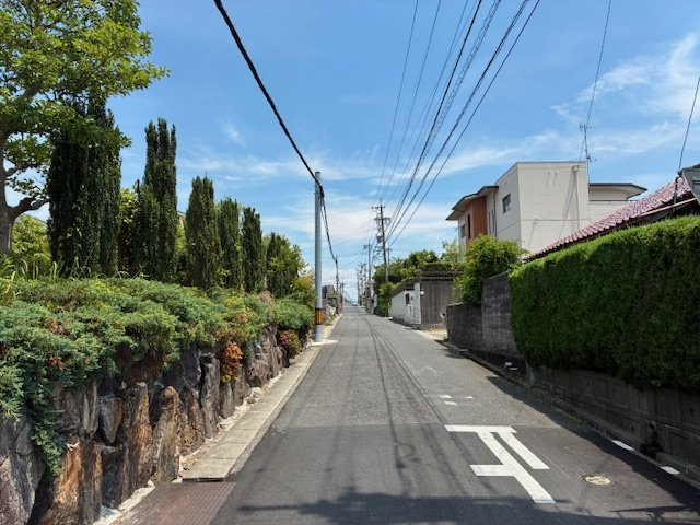 【前面道路含む現地写真】の画像