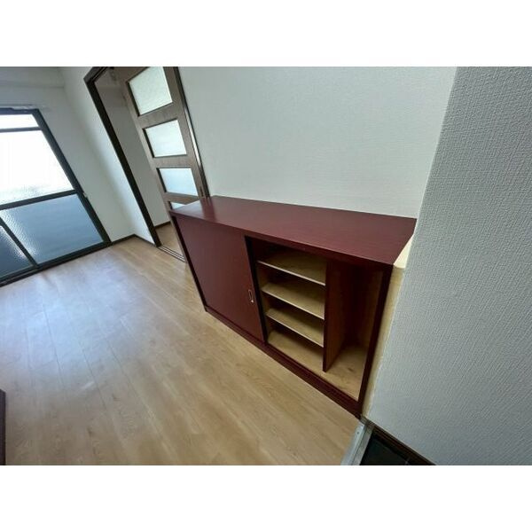 吹田メゾンド土井の玄関