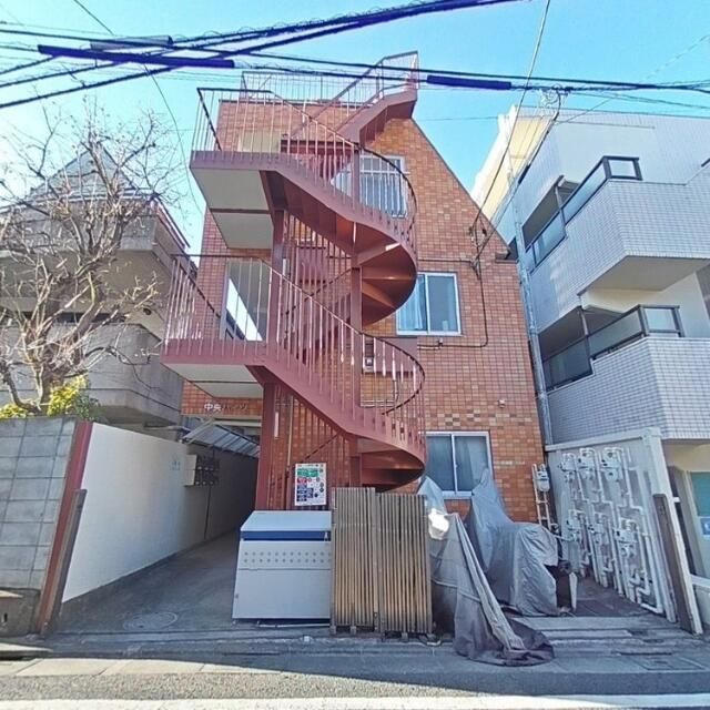 中央ハイツの外観