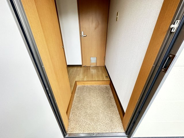 めぞん太陽Ⅴの玄関