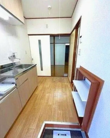 田中ハイツの玄関