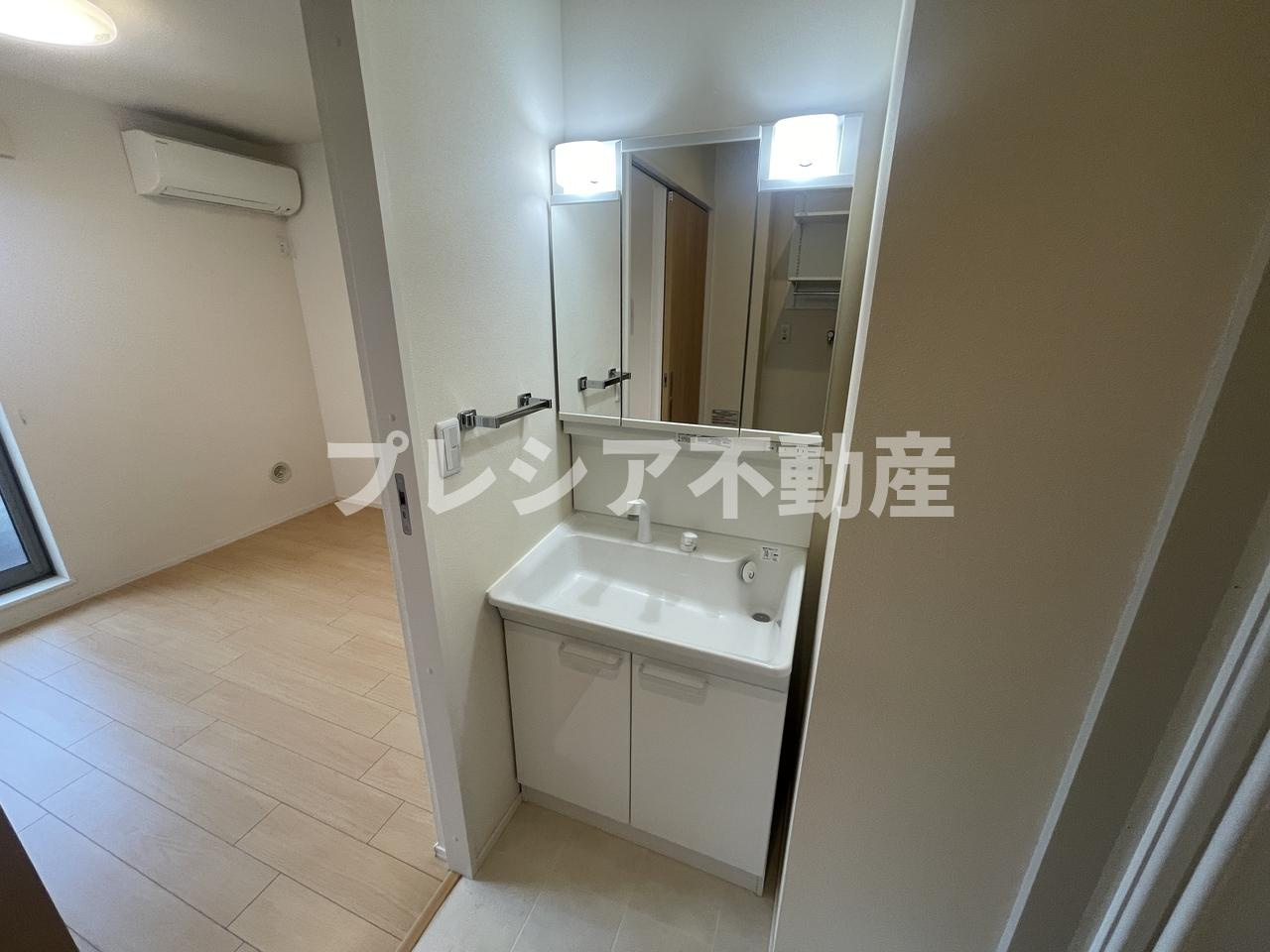 LOOP　RESIDENCEの洗面所