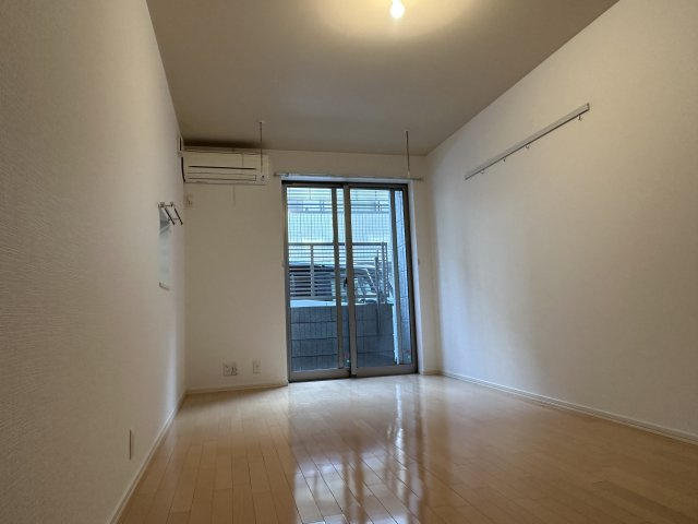 Ｐａｒｃ　Ｈｉｌｌ哲学堂の居間・リビング|同建物別室参考写真