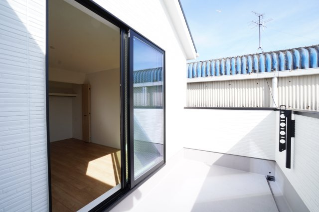 リナージュ半田市瑞穂町7丁目第1期　4号棟のバルコニー|南向きのバルコニー♪