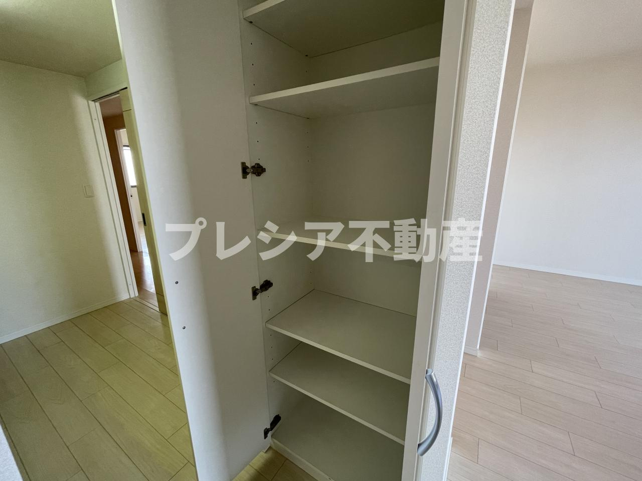 甲子園三番町ハイツの収納