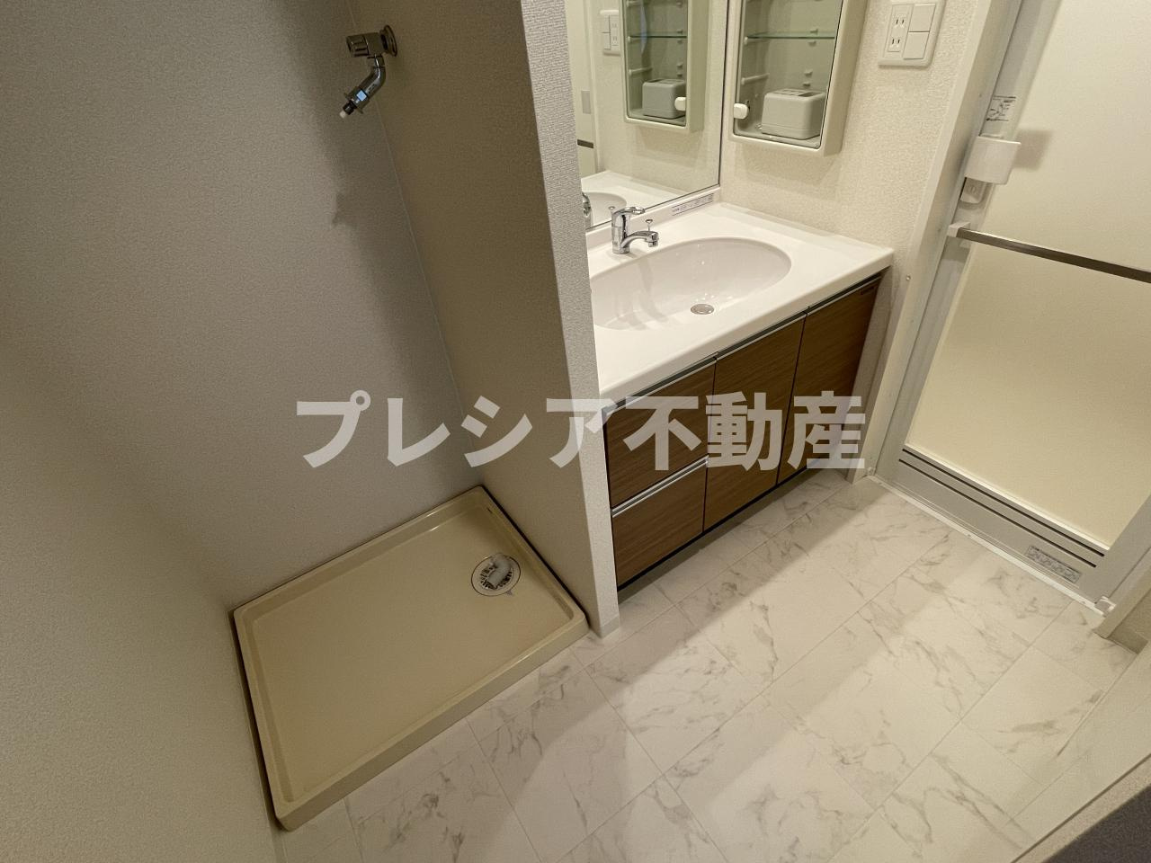 甲子園三番町ハイツの洗面所