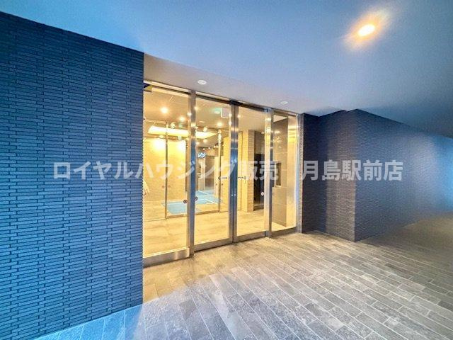 ☆エントランスは奥まった位置にあり入居者のプライバシーを守ります☆