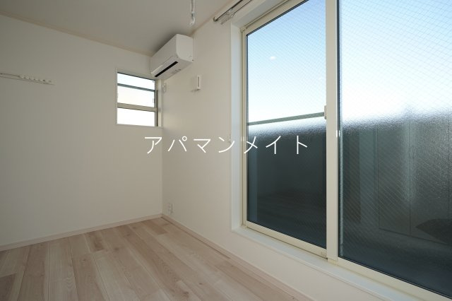 【居間・リビング】 | ハーミットクラブハウスGW戸塚町 | 戸塚周辺ならアパマンメイトへＬｅｔｓ Ｇｏ ！