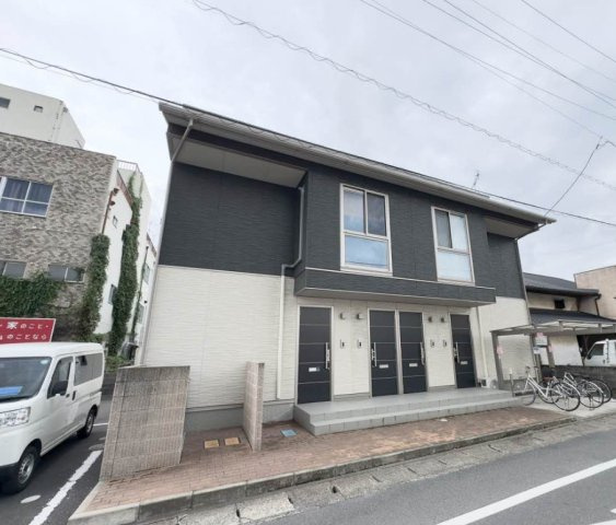 シャーメゾン総社駅前の駐車場