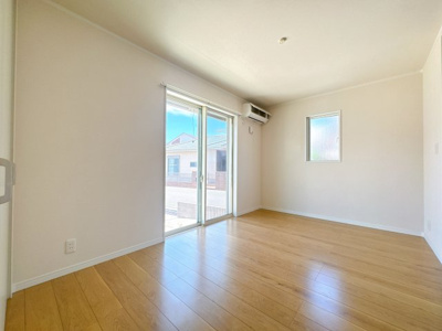 【居間・リビング】 | ＴＢＴ | ※同物件、同タイプのお部屋です