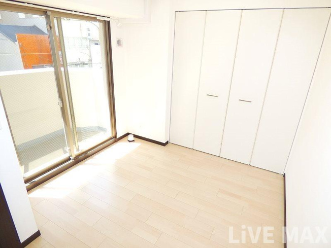 【寝室】アーデンタワー本町イースト