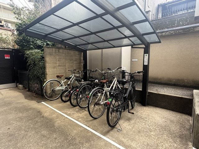 グラシオーズ芦刈山の駐車場|駐輪場