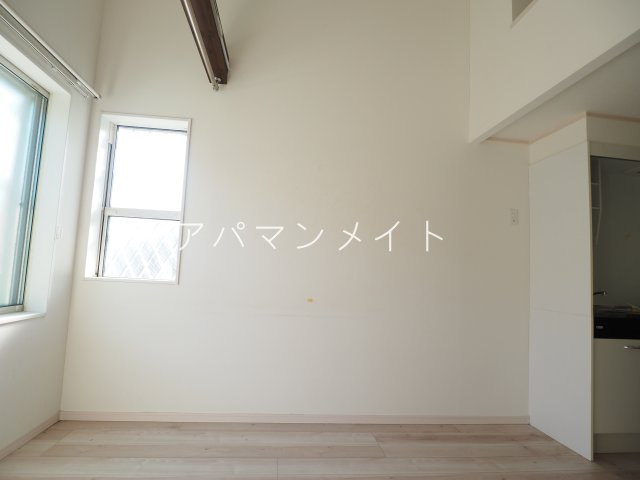 【居間・リビング】 | ハーミットクラブハウス戸塚テラス | 戸塚周辺ならアパマンメイトへＬｅｔｓ Ｇｏ ！