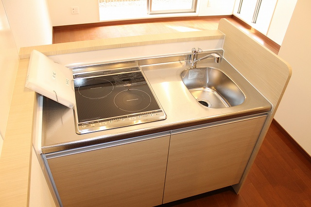 【キッチン】グリュック豊津 